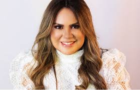 Cantora Gospel para Congressos Evangélicos