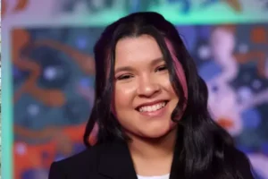 Thais Helena - Cantora Gospel